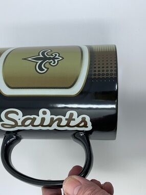Black and Gold Ceramic New Orleans Saints 32 oz Mug - NFL